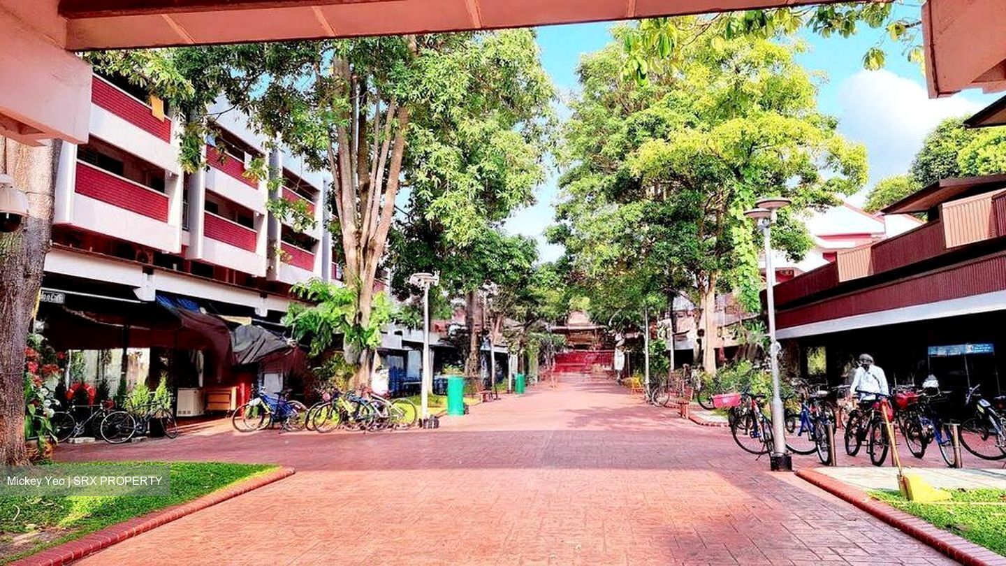 4 CHANGI VILLAGE ROAD (D17), Shop House #518893171